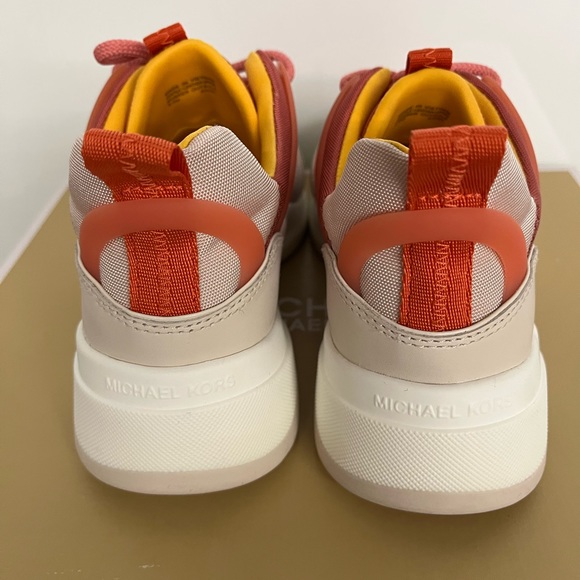 Michael Kors Sparks Trainer Small Tech Nylon Sneakers soft pink 6.5 - Picture 3 of 4